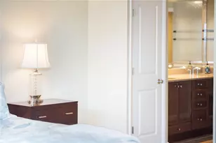 1212 Benjamin Franklin Dr, Sarasota, FL 34236 - Photo 53