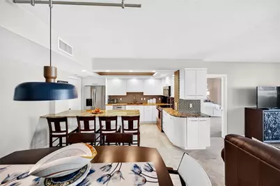 1212 Benjamin Franklin Drive #206, Sarasota, FL 34236 - Photo 11