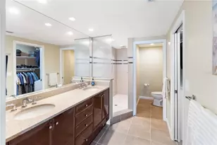 1212 Benjamin Franklin Dr, Sarasota, FL 34236 - Photo 33