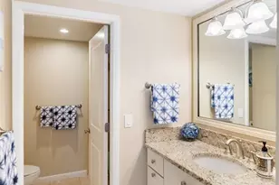 1212 Benjamin Franklin Dr, Sarasota, FL 34236 - Photo 35