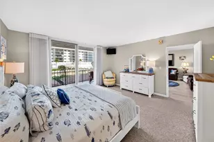 1212 Benjamin Franklin Dr, Sarasota, FL 34236 - Photo 21