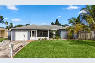 2307 N Wellesley Drive, Bradenton, FL 34207 - Photo 3