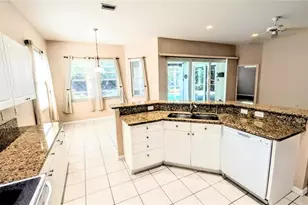 6826 Winslow St, Sarasota, FL 34243 - Photo 11