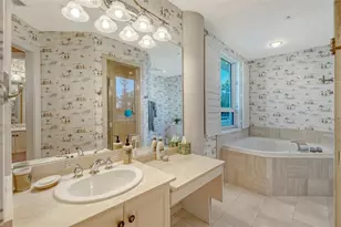 4561 Gulf of Mexico Dr, Longboat Key, FL 34228 - Photo 39