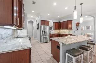 5343 Nathaniel Pl, Sarasota, FL 34233 - Photo 11