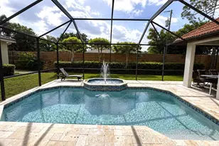 5343 Nathaniel Pl, Sarasota, FL 34233 - Photo 33
