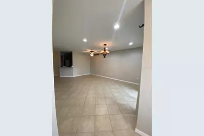 7875 Moonstone Drive #7875, Sarasota, FL 34233 - Photo 7