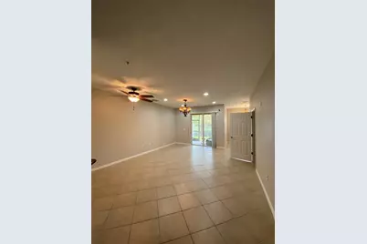 7875 Moonstone Drive #7875, Sarasota, FL 34233 - Photo 9