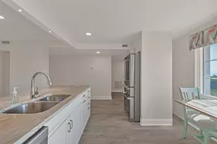 9397 Midnight Pass Rd, Sarasota, FL 34242 - Photo 13