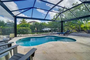 640 Lyons Ln, Longboat Key, FL 34228 - Photo 13