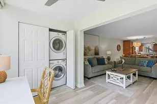 1640 Stickney Point Rd, Sarasota, FL 34231 - Photo 13