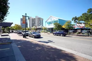 1640 Stickney Point Rd, Sarasota, FL 34231 - Photo 25