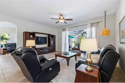 7915 Edmonston Circle, University Park, FL 34201 - Photo 21