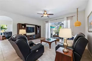 7915 Edmonston Cir, University Park, FL 34201 - Photo 21