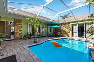 7915 Edmonston Cir, University Park, FL 34201 - Photo 7