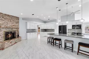 911 Wee Burn Pl, Sarasota, FL 34243 - Photo 15