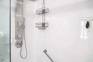 5040 Live Oak Cir, Bradenton, FL 34207 - Photo 9