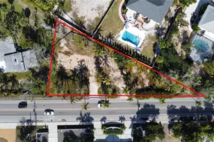 831 Siesta Dr, Sarasota, FL 34242 - Photo 7