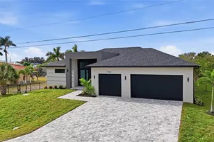 9660 President Cir, Port Charlotte, FL 33981 - Photo 3