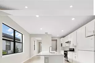 6319 Crested Eagle Ln, Nokomis, FL 34275 - Photo 5