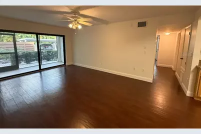 631 N Orange Avenue #104, Sarasota, FL 34236 - Photo 3