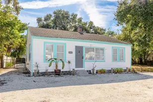 1374 20th St, Sarasota, FL 34234 - Photo 3