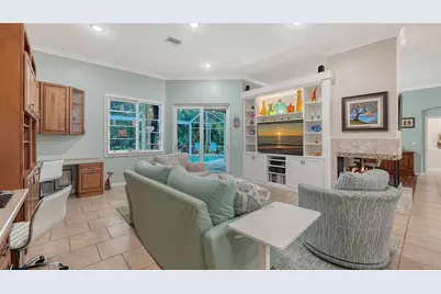 7018 Coachlight Street, Sarasota, FL 34243 - Photo 11