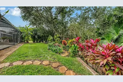 7018 Coachlight Street, Sarasota, FL 34243 - Photo 53