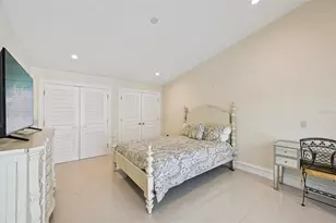 1121 Morningside Pl, Sarasota, FL 34236 - Photo 15
