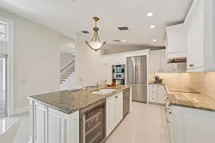 1121 Morningside Pl, Sarasota, FL 34236 - Photo 19