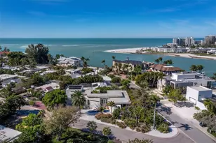 1235 Center Pl, Sarasota, FL 34236 - Photo 3