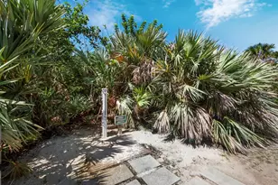 1235 Center Pl, Sarasota, FL 34236 - Photo 51