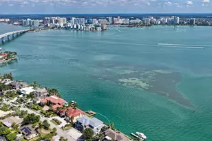 247 Robin Dr, Sarasota, FL 34236 - Photo 11