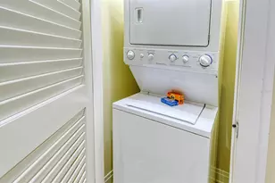 915 Seaside Dr, Sarasota, FL 34242 - Photo 33