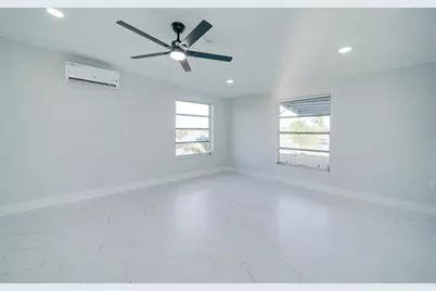 217 W Tarpon Boulevard NW, Port Charlotte, FL 33952 - Photo 25