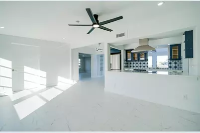 217 W Tarpon Boulevard NW, Port Charlotte, FL 33952 - Photo 5