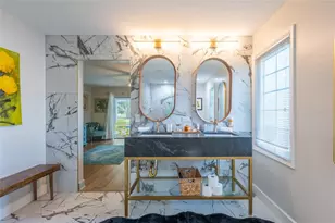 5005 Canterbury Dr, Sarasota, FL 34243 - Photo 35