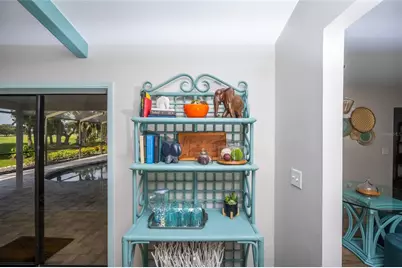 5005 Canterbury Drive, Sarasota, FL 34243 - Photo 23