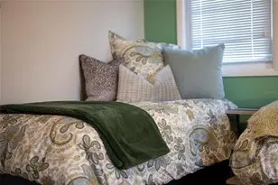 5005 Canterbury Dr, Sarasota, FL 34243 - Photo 45