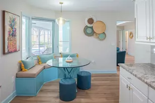 5005 Canterbury Dr, Sarasota, FL 34243 - Photo 17