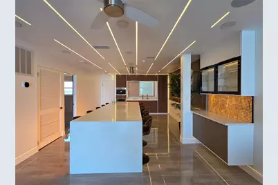 13500 Gulf Boulevard #702, Madeira Beach, FL 33708 - Photo 5