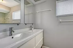 7440 Blaine Way, Sarasota, FL 34231 - Photo 9