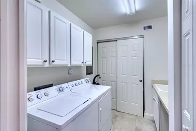 7702 Lake Vista Court #204, Lakewood Ranch, FL 34202 - Photo 13