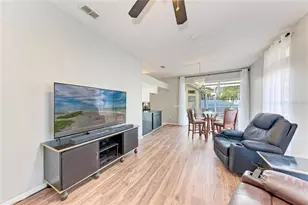 7207 38th Ct E, Sarasota, FL 34243 - Photo 19