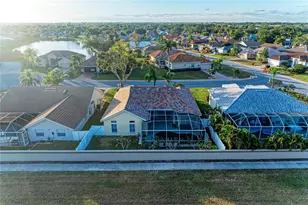 7207 38th Ct E, Sarasota, FL 34243 - Photo 57