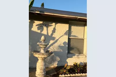 4705 Lemon Bay Drive, Venice, FL 34293 - Photo 61