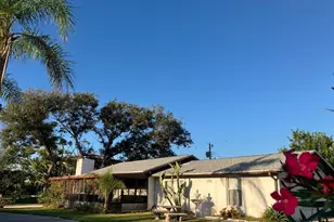 4705 Lemon Bay Dr, Venice, FL 34293 - Photo 1