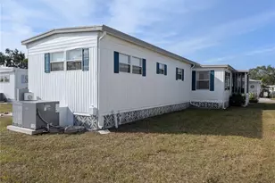 215 Willow Oak Ln, Sarasota, FL 34237 - Photo 5