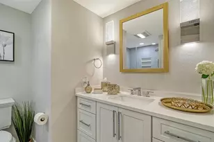 2301 Gulf of Mexico Dr, Longboat Key, FL 34228 - Photo 15