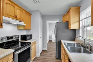 835 Brentwood Dr, Lake Wales, FL 33898 - Photo 3